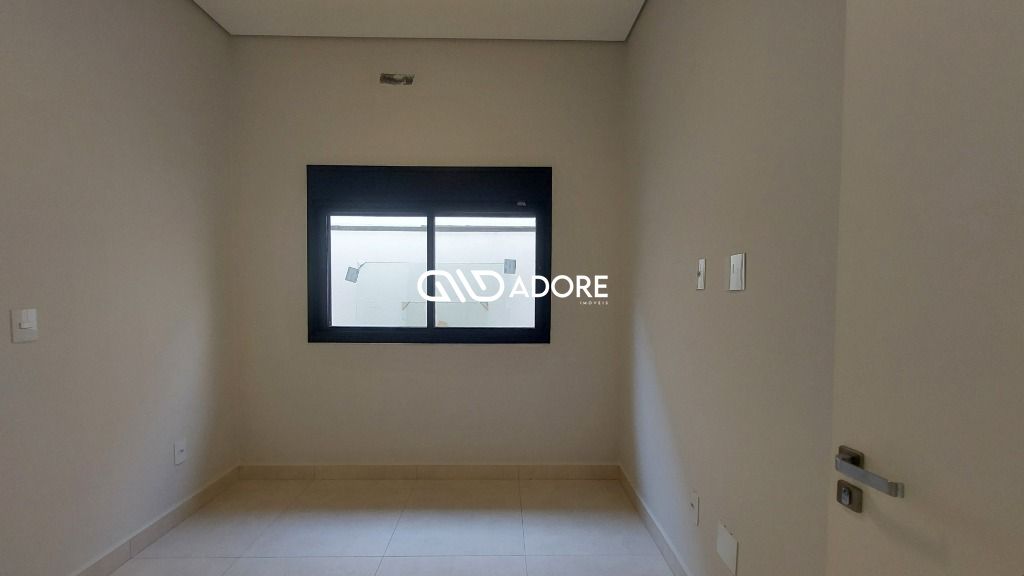 Casa à venda com 3 quartos, 105m² - Foto 19