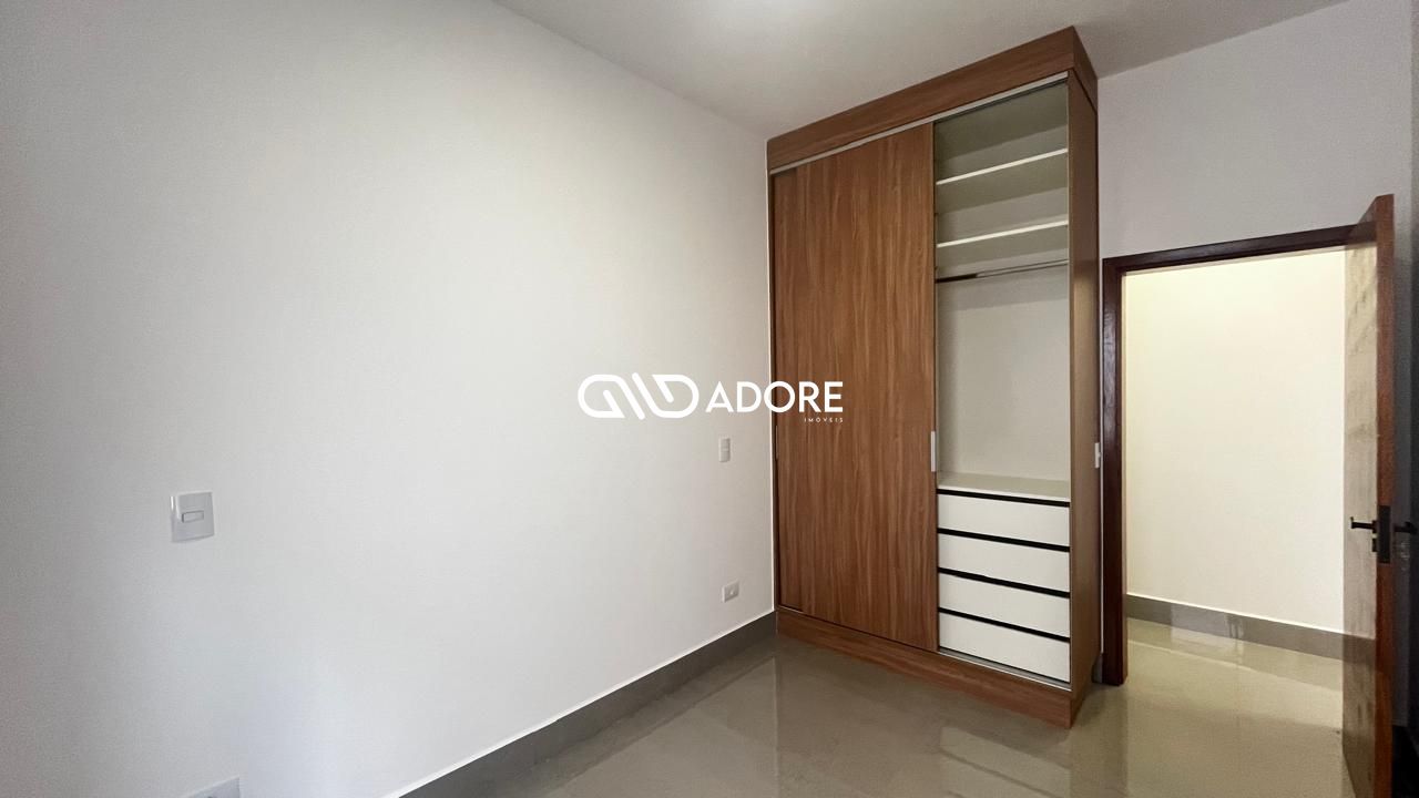 Casa de Condomínio à venda com 3 quartos, 216m² - Foto 6