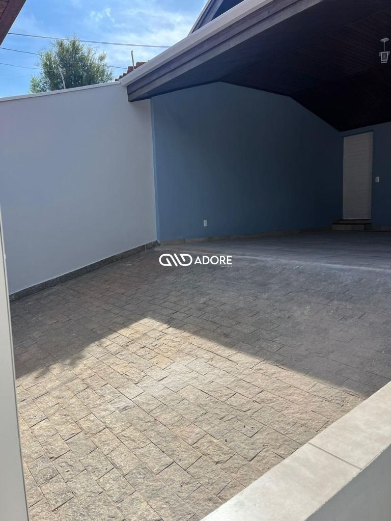 Casa à venda com 2 quartos, 200m² - Foto 5