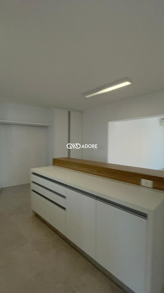 Apartamento à venda com 3 quartos, 350m² - Foto 9