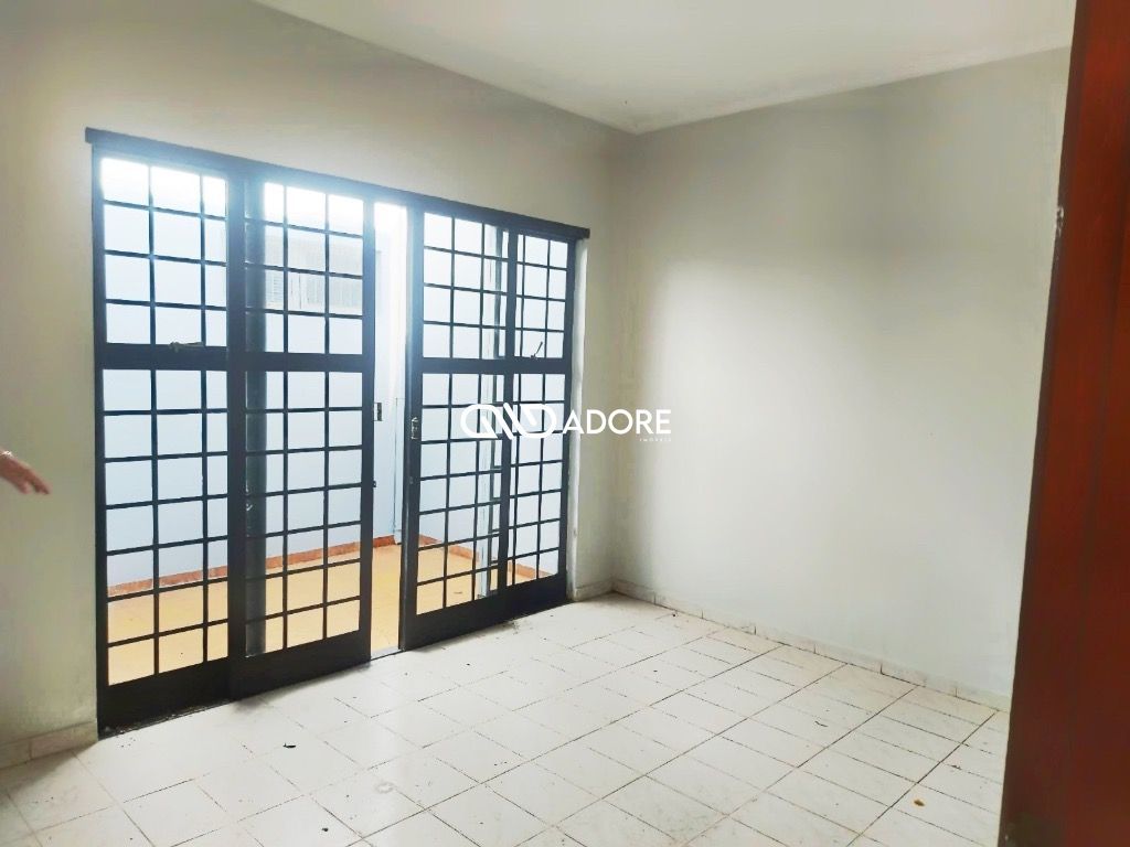 Casa à venda com 3 quartos, 300m² - Foto 22