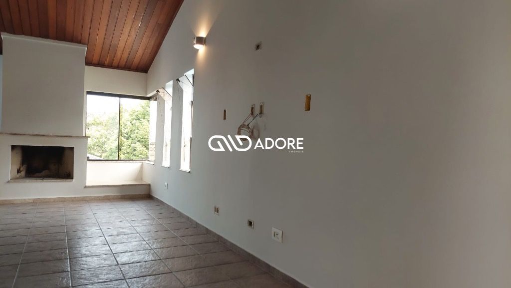 Casa de Condomínio à venda com 3 quartos, 350m² - Foto 9