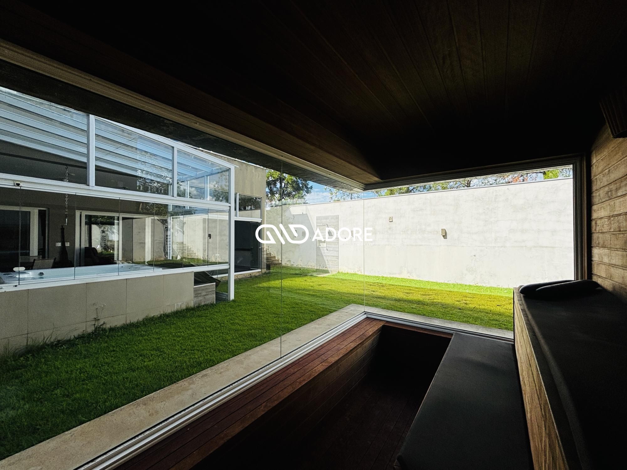 Casa de Condomínio à venda e aluguel com 4 quartos, 670m² - Foto 46