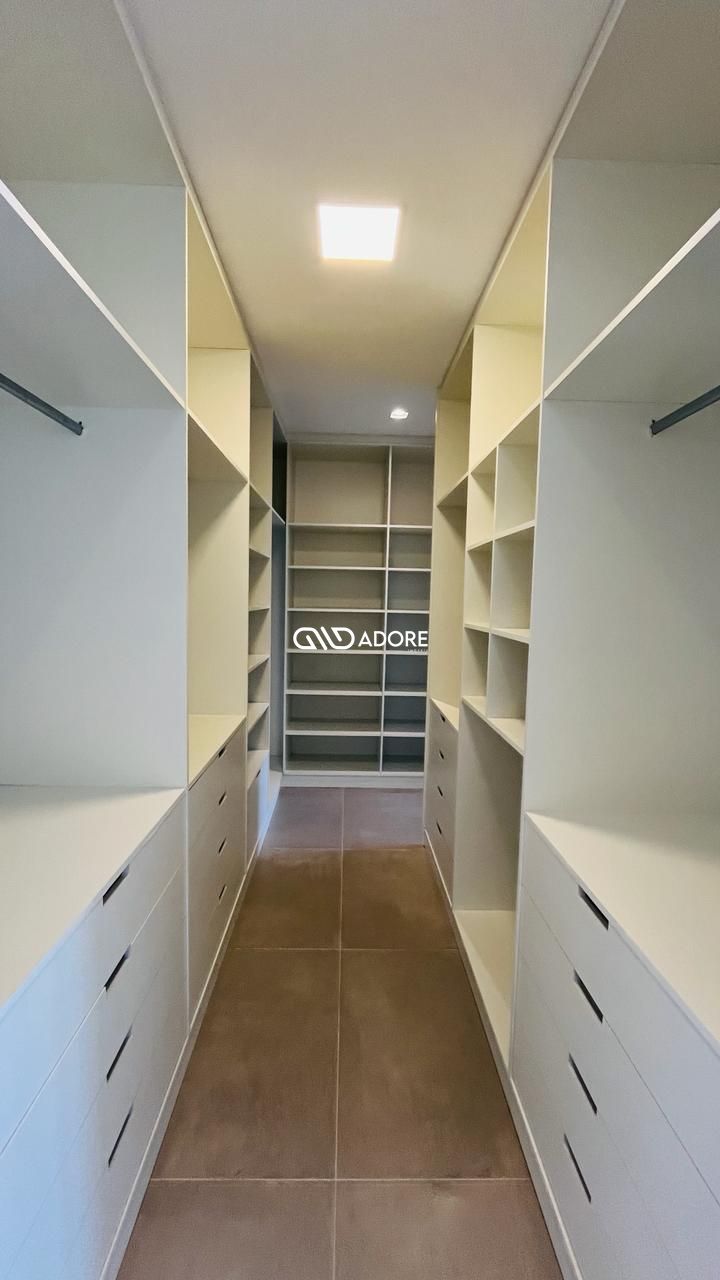 Casa de Condomínio à venda com 4 quartos, 324m² - Foto 17