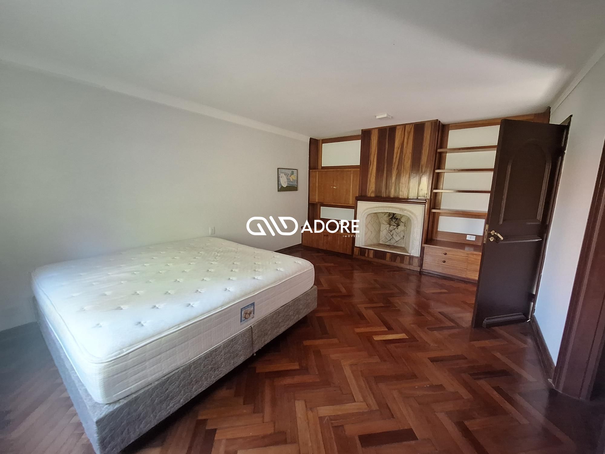 Casa de Condomínio à venda com 5 quartos, 581m² - Foto 18