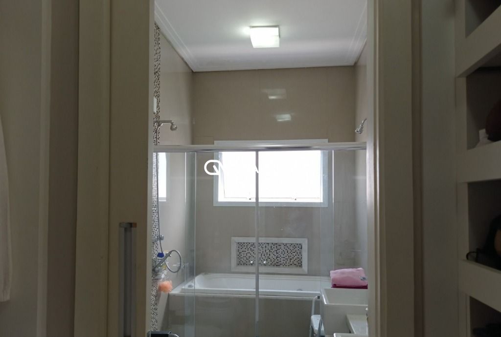 Casa de Condomínio à venda com 4 quartos, 350m² - Foto 15