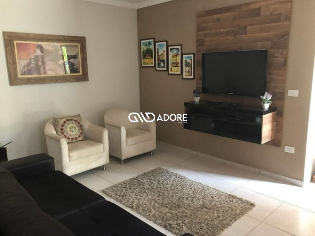 Casa de Condomínio à venda com 5 quartos, 550m² - Foto 2