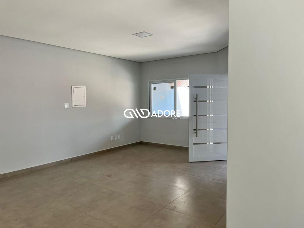 Casa à venda com 2 quartos, 200m² - Foto 6