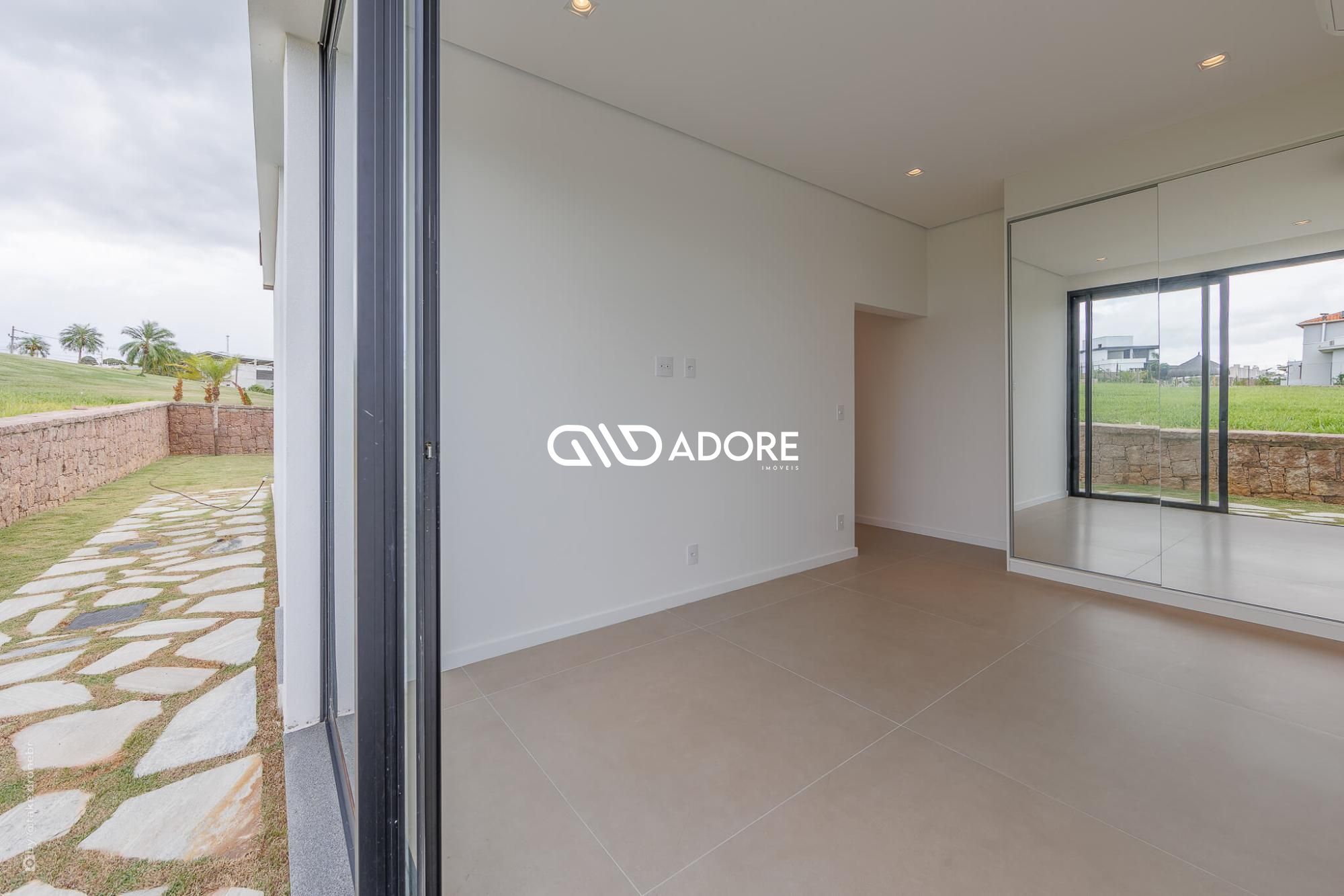 Casa de Condomínio à venda com 5 quartos, 420m² - Foto 29