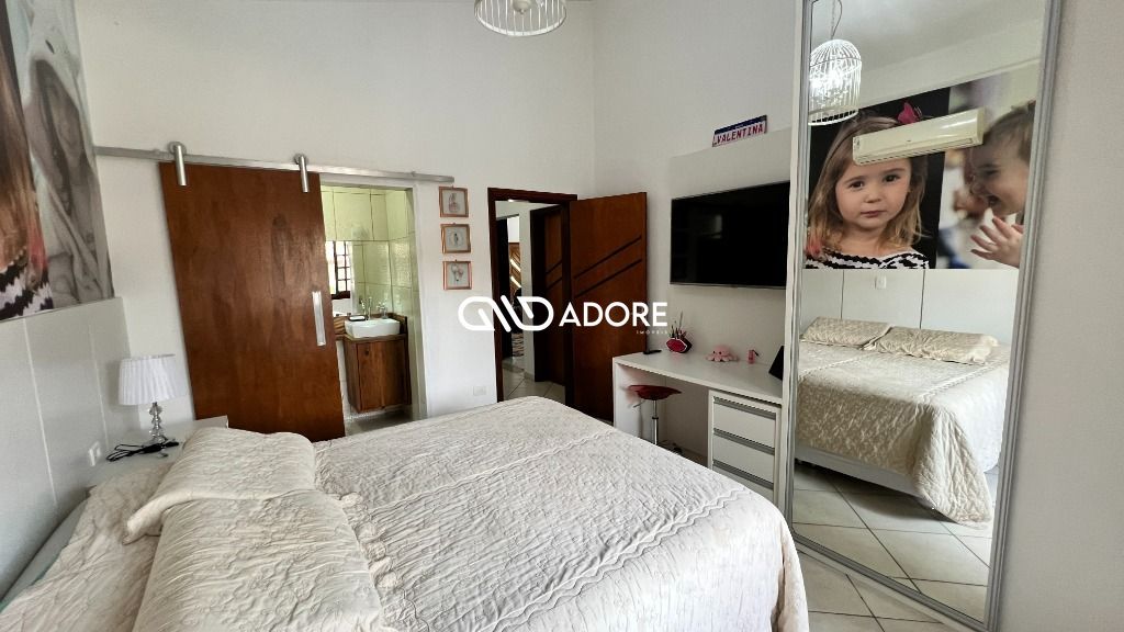 Casa de Condomínio à venda com 3 quartos, 380m² - Foto 15