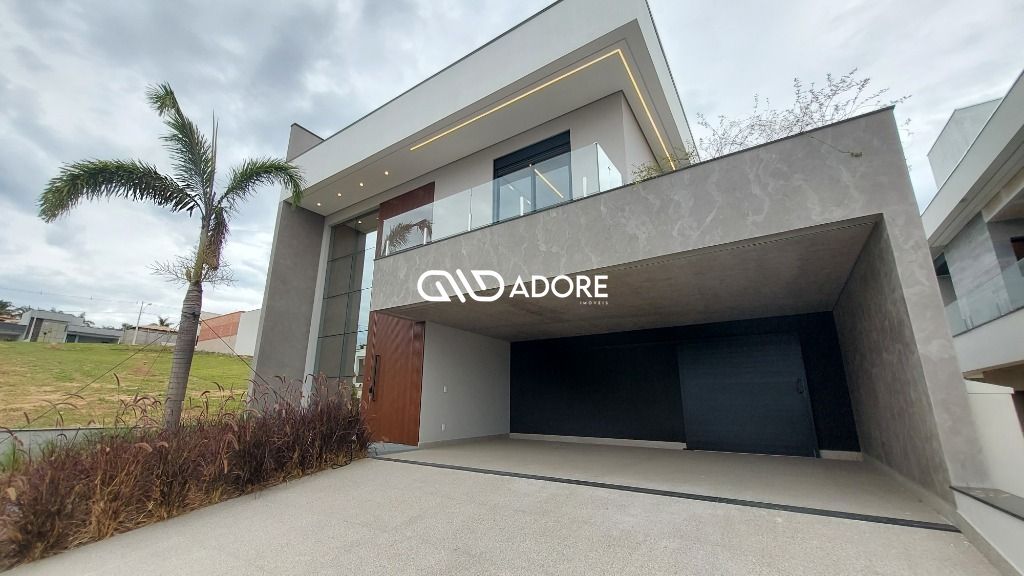 Casa de Condomínio à venda com 3 quartos, 251m² - Foto 1