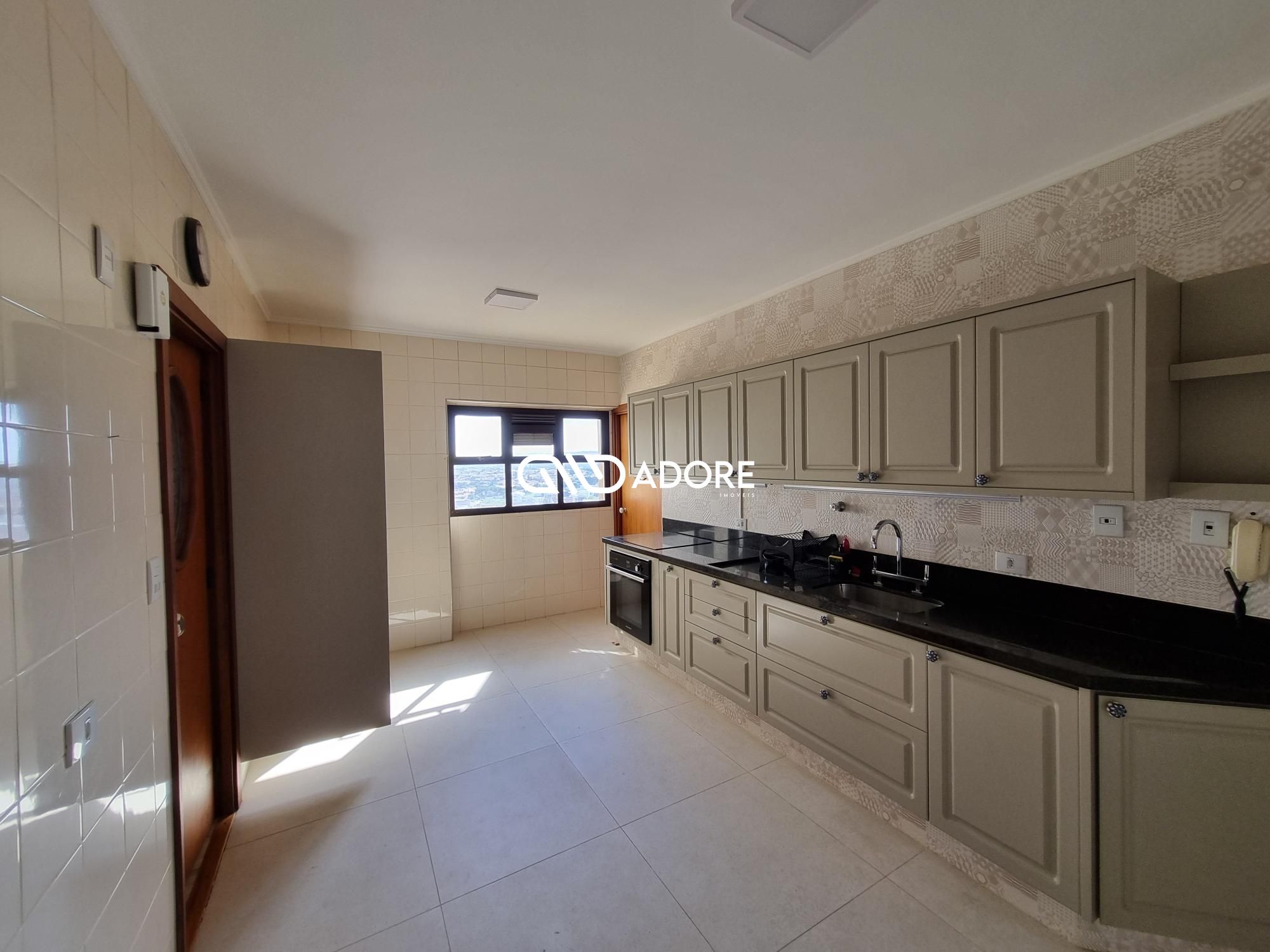 Apartamento à venda e aluguel com 3 quartos, 237m² - Foto 4