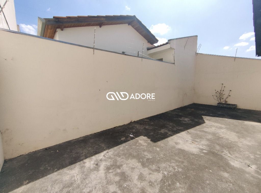 Casa à venda com 2 quartos, 100m² - Foto 17