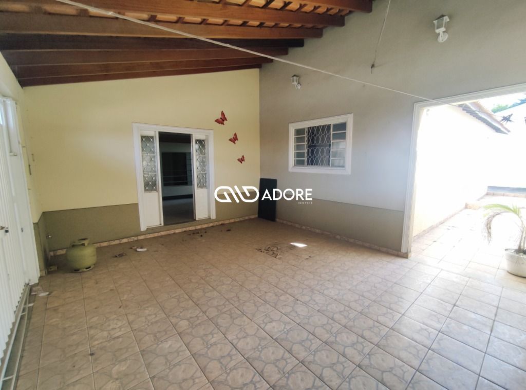 Casa à venda com 2 quartos, 100m² - Foto 12