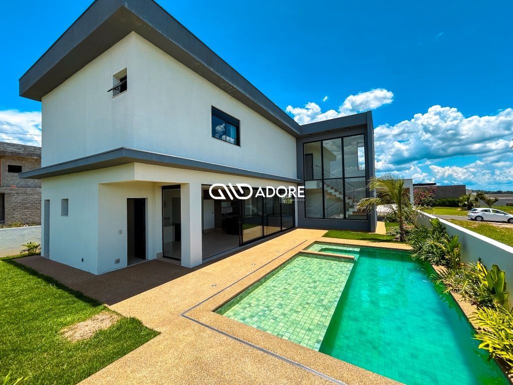 Casa de Condomínio à venda com 3 quartos, 338m² - Foto 1