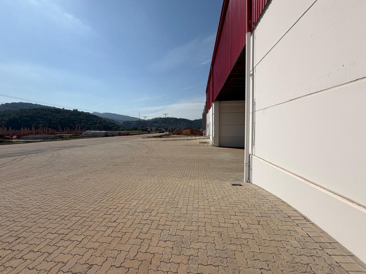 Depósito-Galpão, 2200 m² - Foto 2