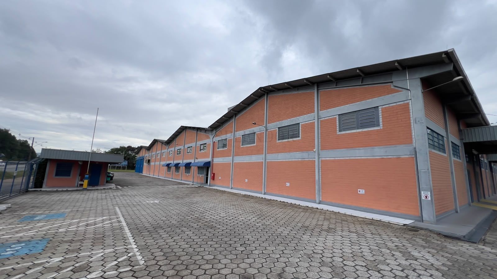 Depósito-Galpão, 3999 m² - Foto 2