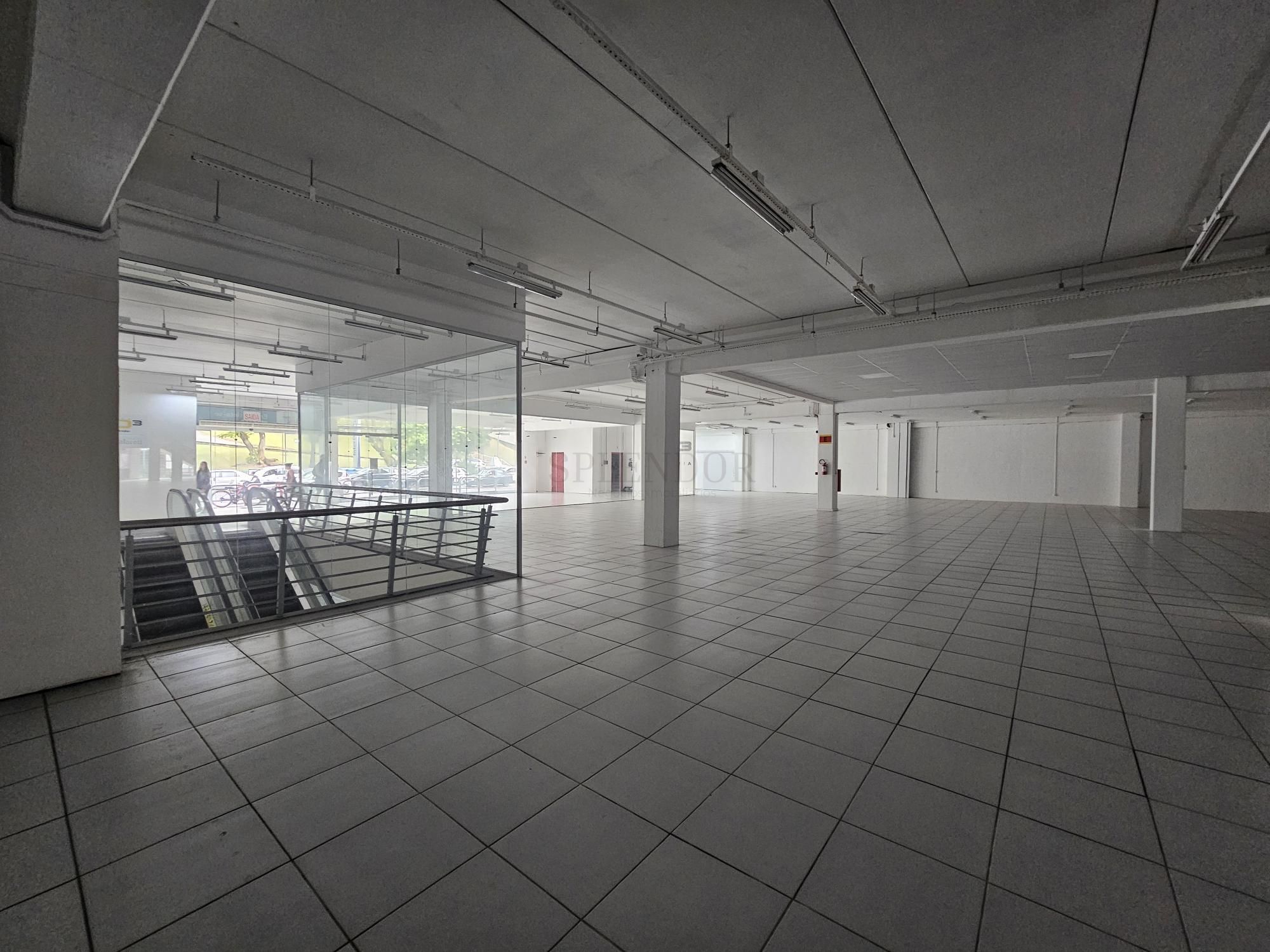Sala-Conjunto, 1863 m² - Foto 7