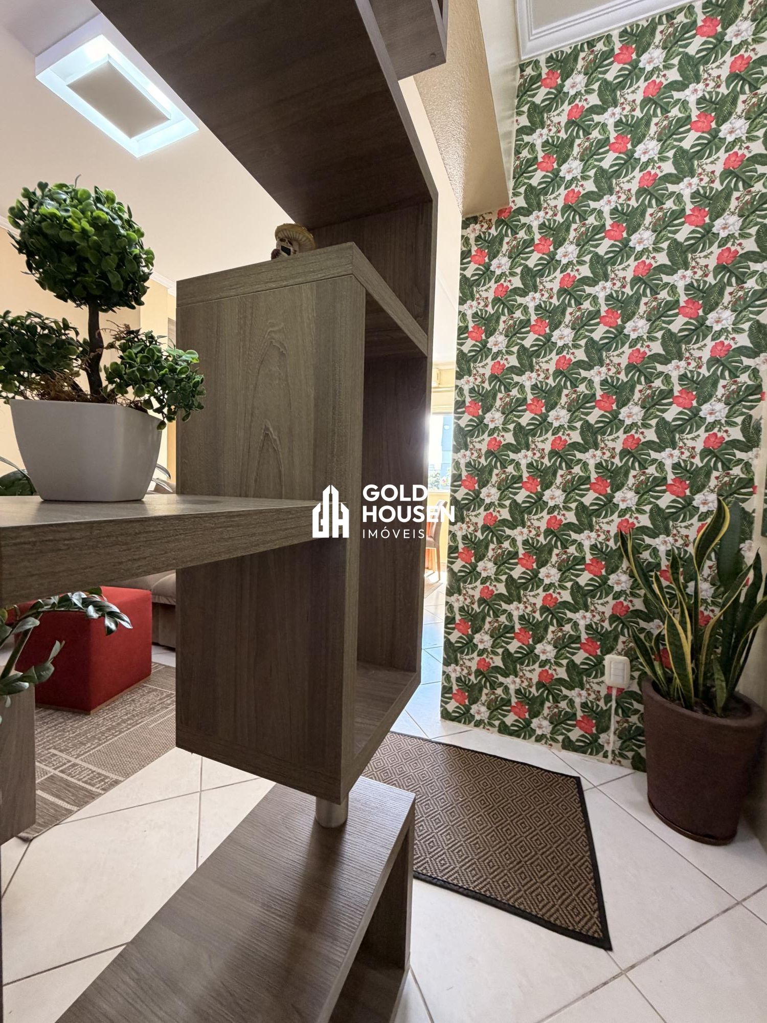 Apartamento 2 dormitórios SEMIMOBILIADO