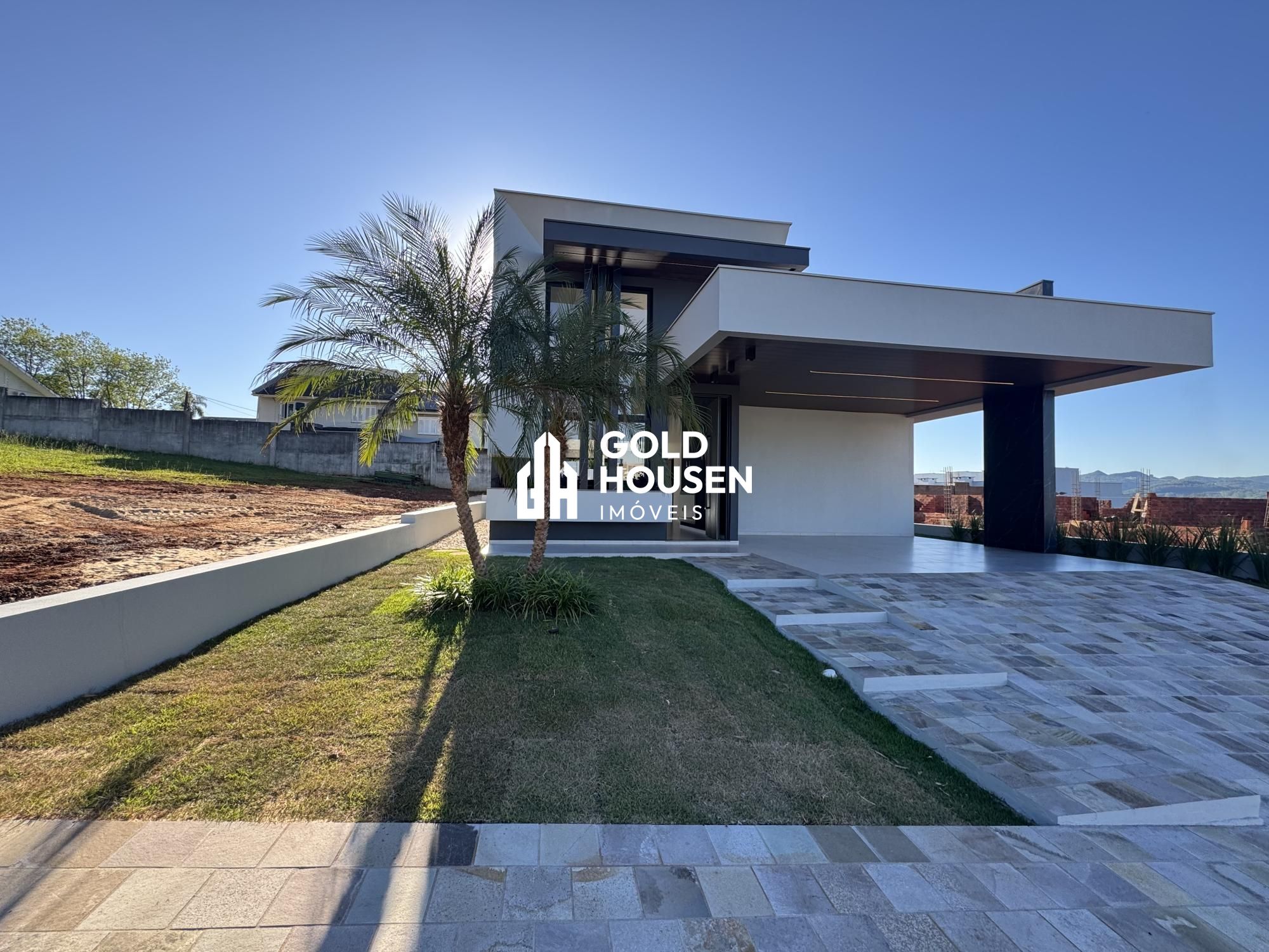 Casa com 3 suítes em condomínio fechado no Universitário - Lajeado/RS