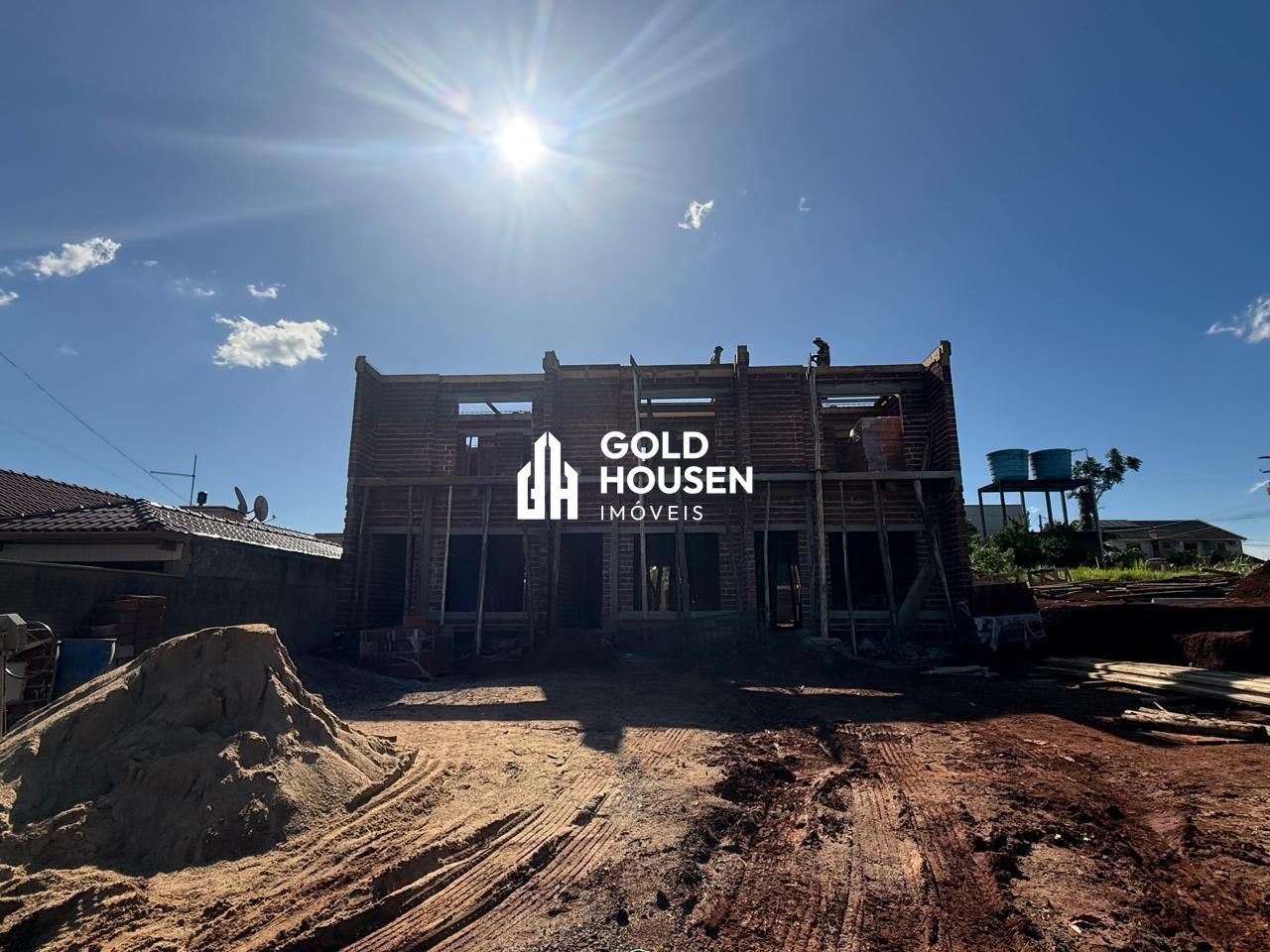 Sobrado em construção de 2 suítes no bairro Jardim Botânico em Lajeado/RS