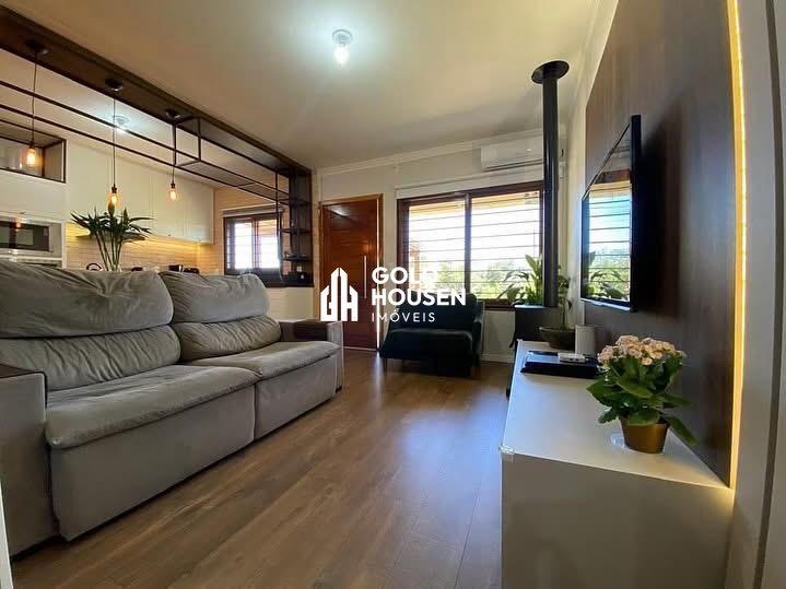Casa geminada semimobiliada com 3 dormitórios, sendo 1 suíte e pátio em São Bento - Lajeado/RS