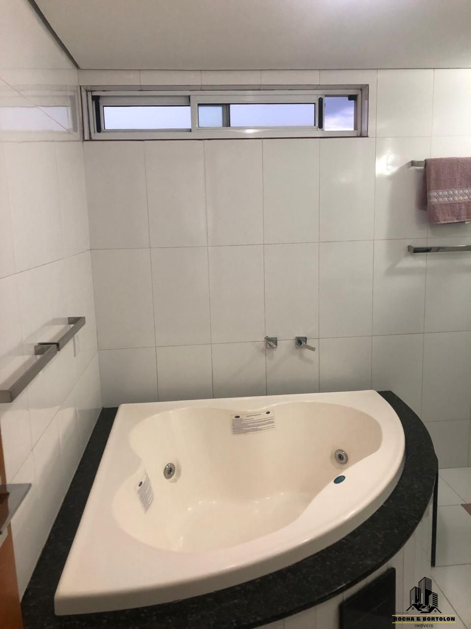 Apartamento à venda com 3 quartos, 195m² - Foto 7