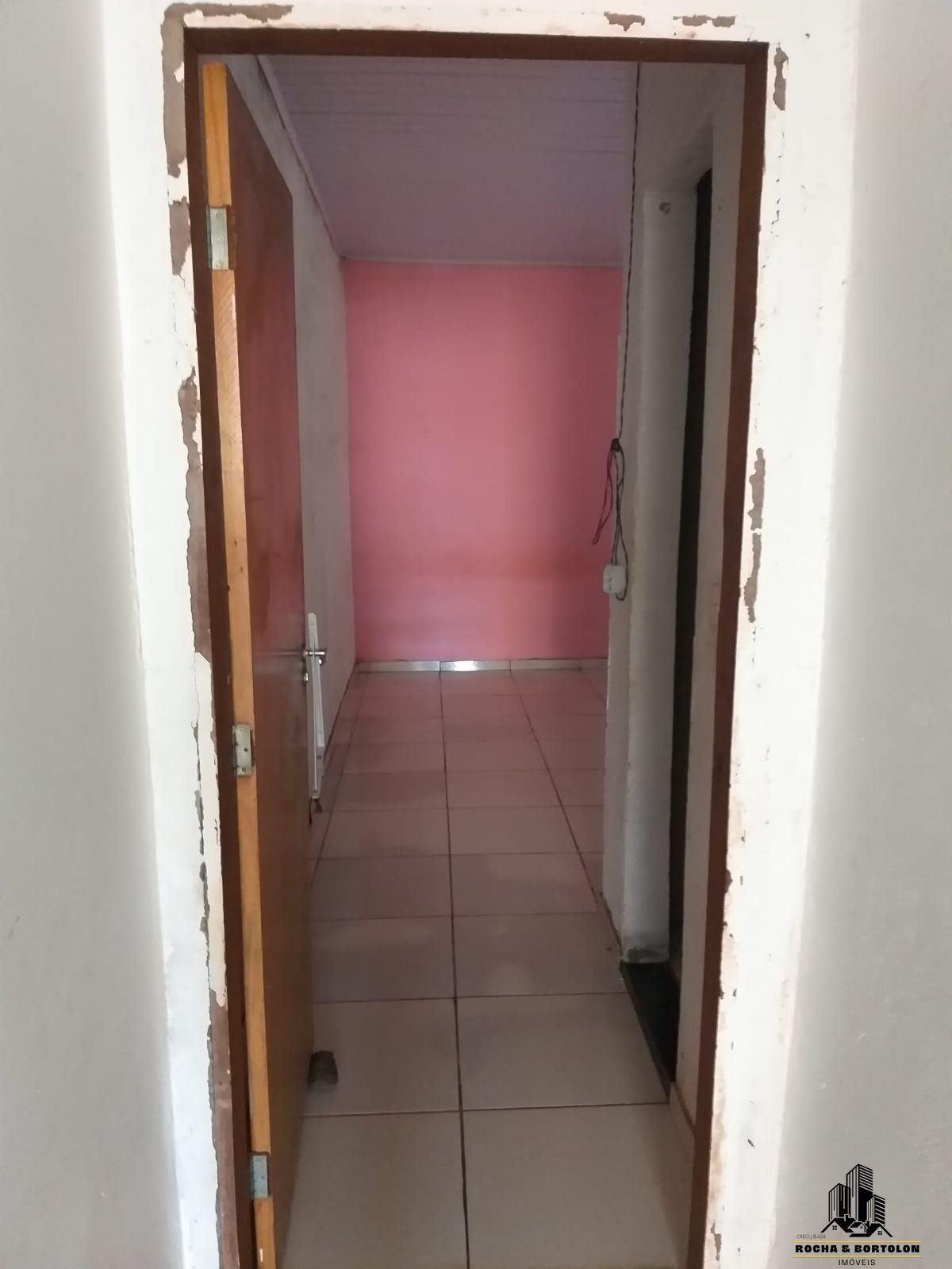 Casa à venda com 3 quartos, 70m² - Foto 12