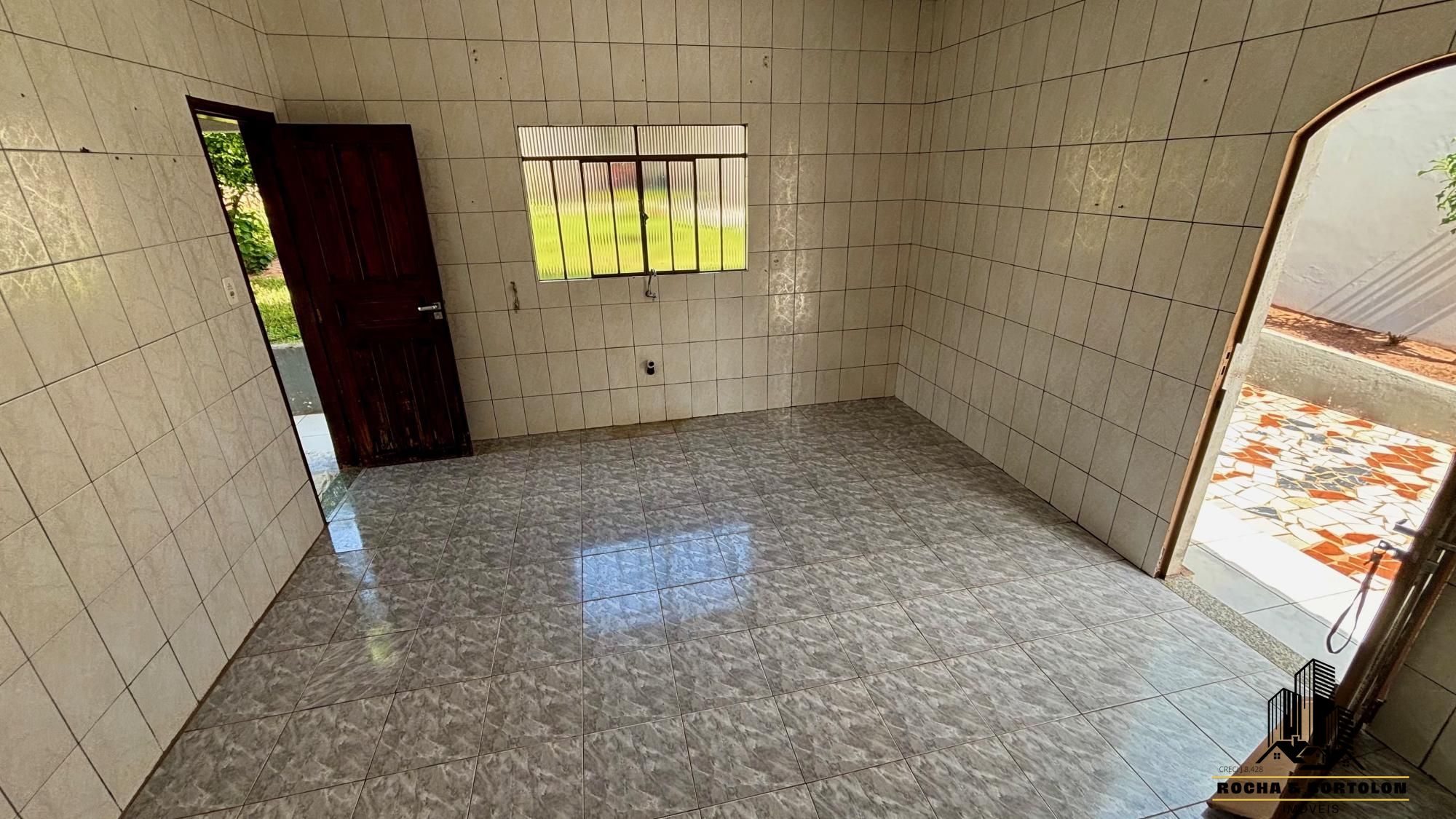 Casa à venda com 3 quartos, 190m² - Foto 3