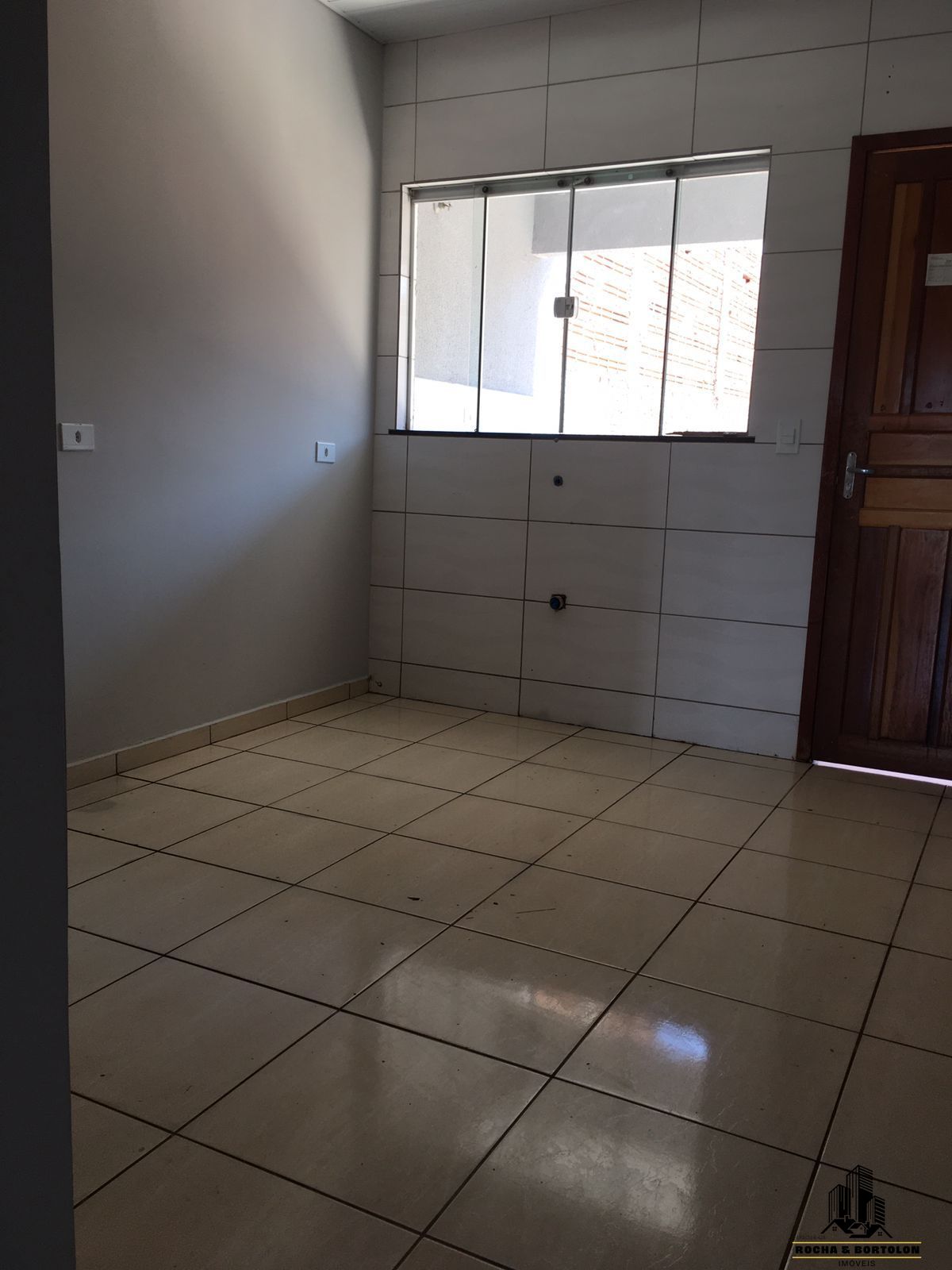 Casa à venda e aluguel com 2 quartos, 125m² - Foto 11