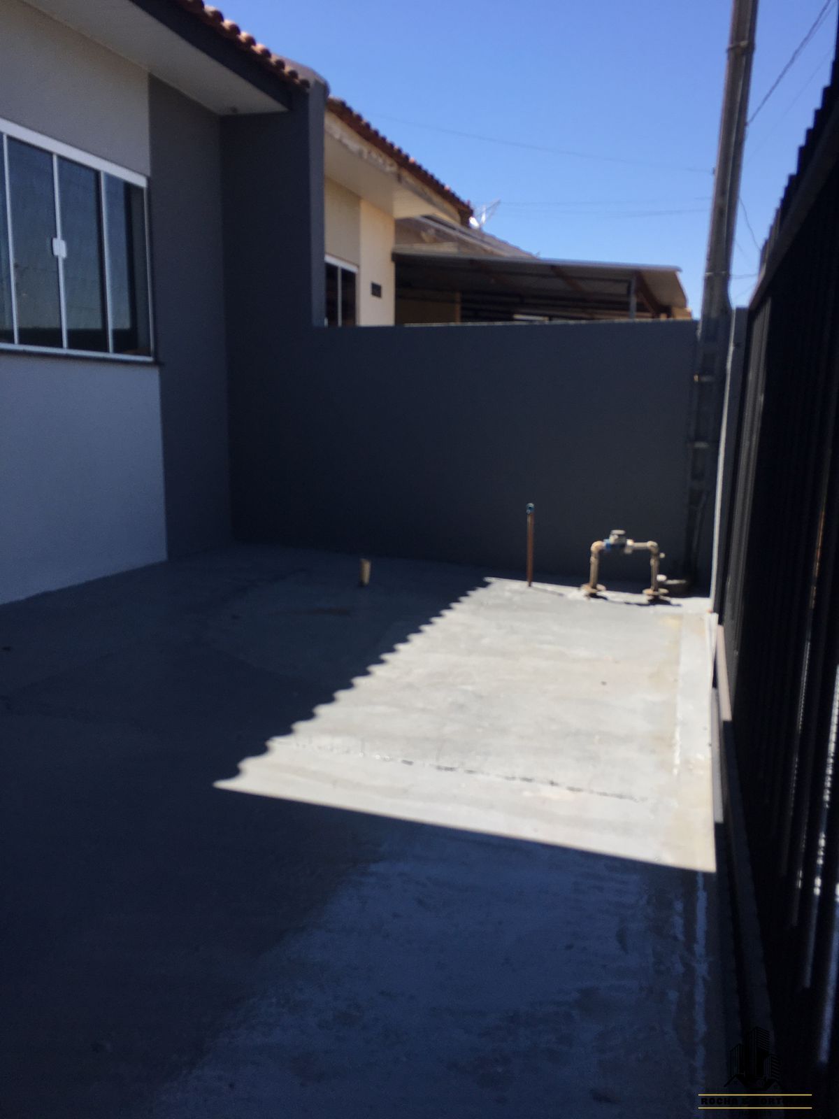 Casa à venda e aluguel com 2 quartos, 125m² - Foto 2
