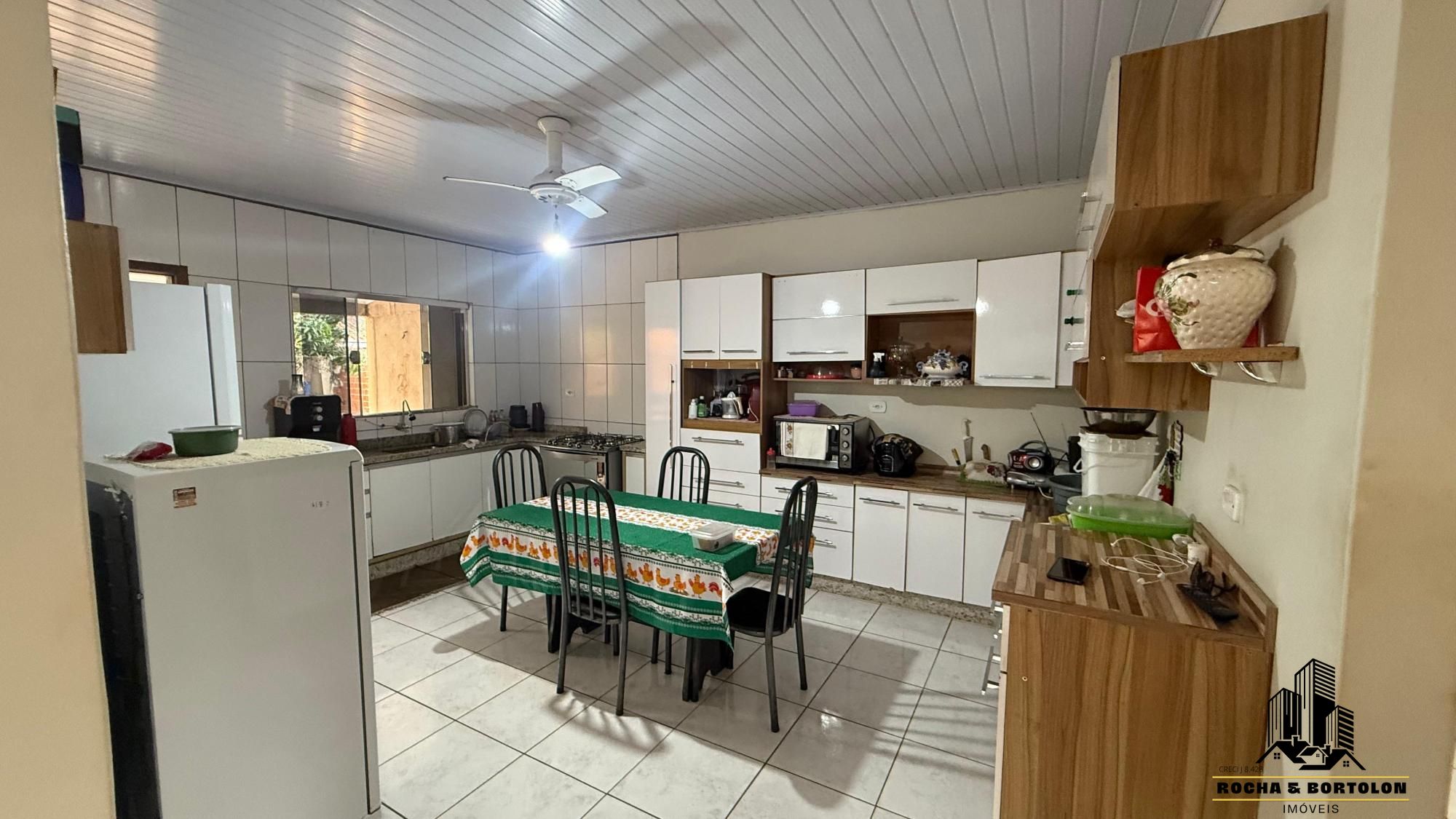 Casa, 2 quartos, 375 m² - Foto 10