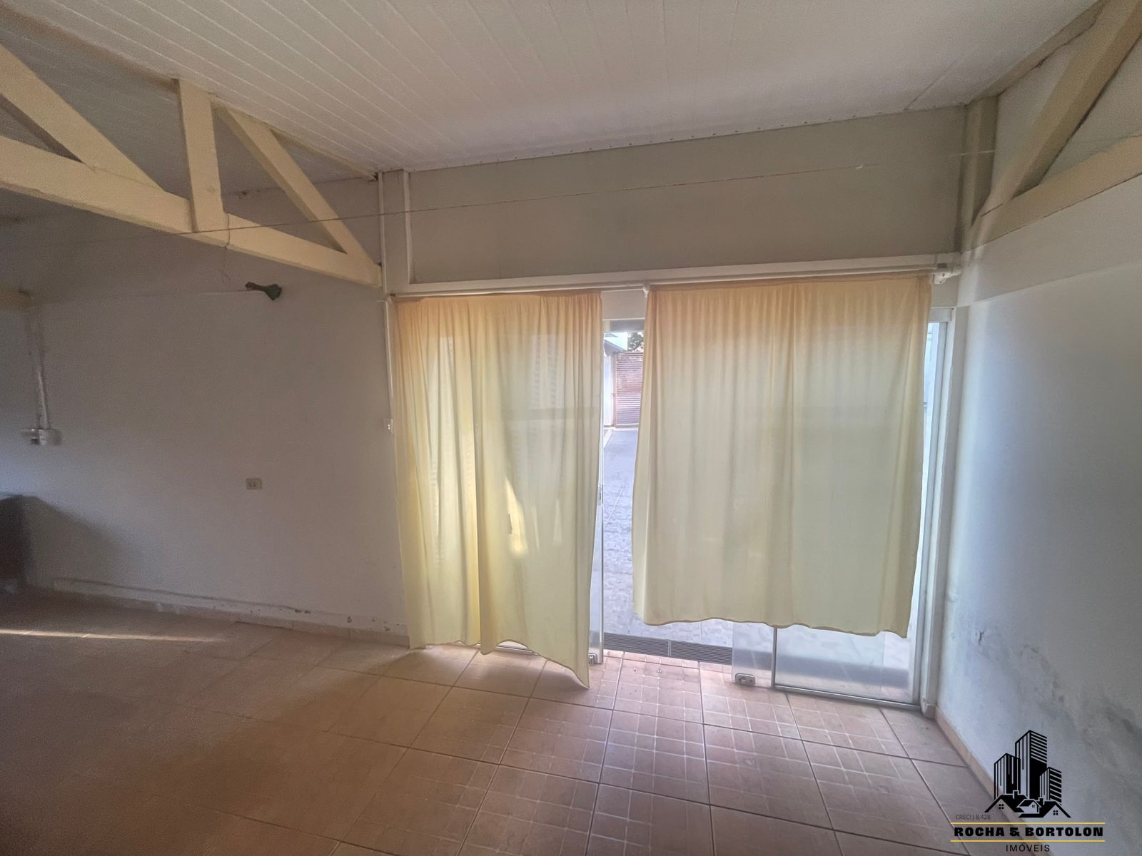 Casa à venda com 5 quartos, 350m² - Foto 25