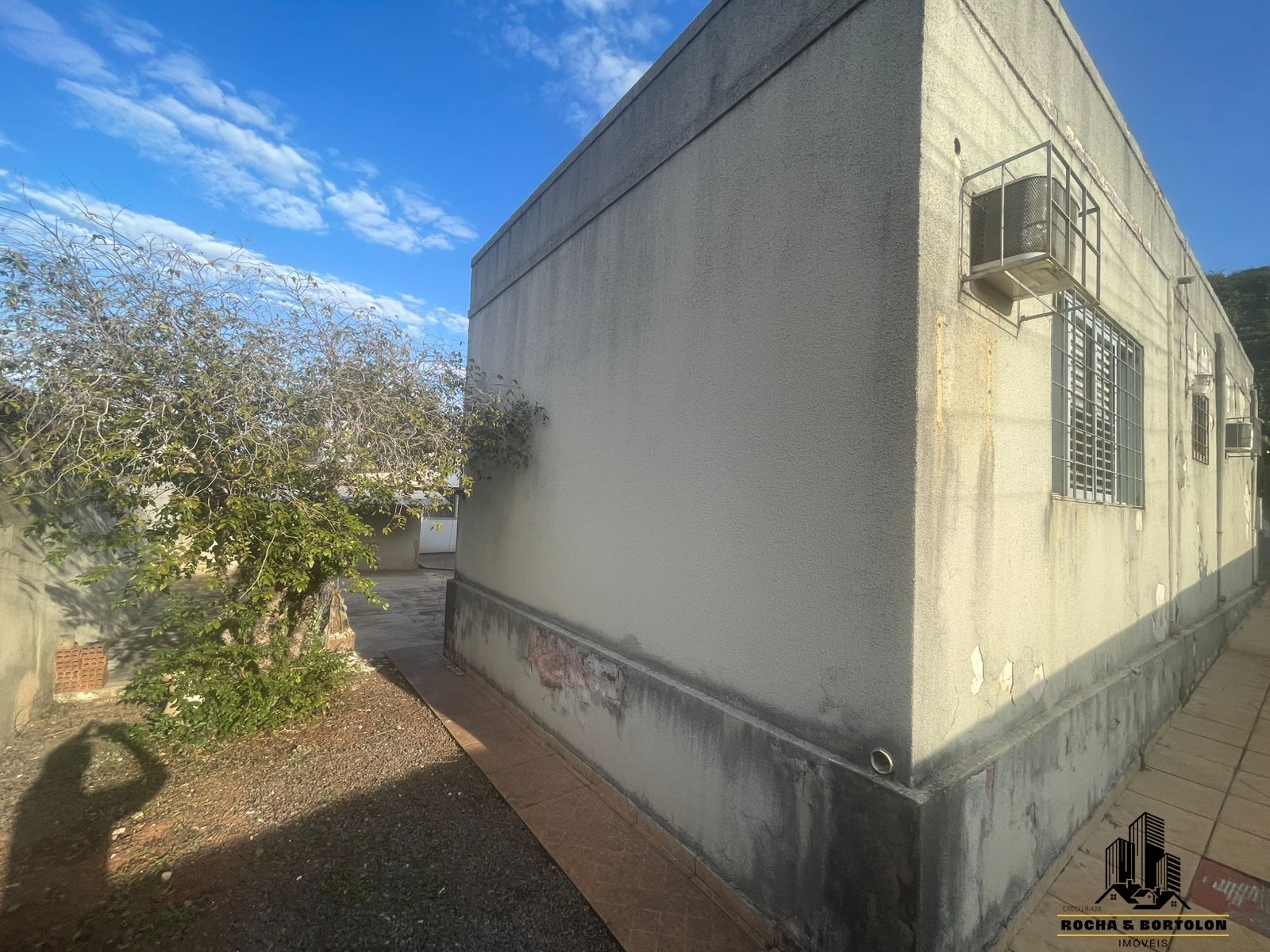 Casa à venda com 5 quartos, 350m² - Foto 35