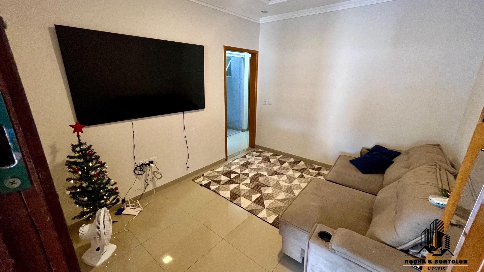 Casa à venda com 3 quartos, 110m² - Foto 3