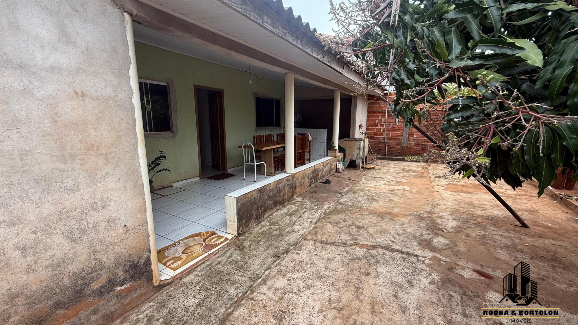 Casa, 2 quartos, 375 m² - Foto 2