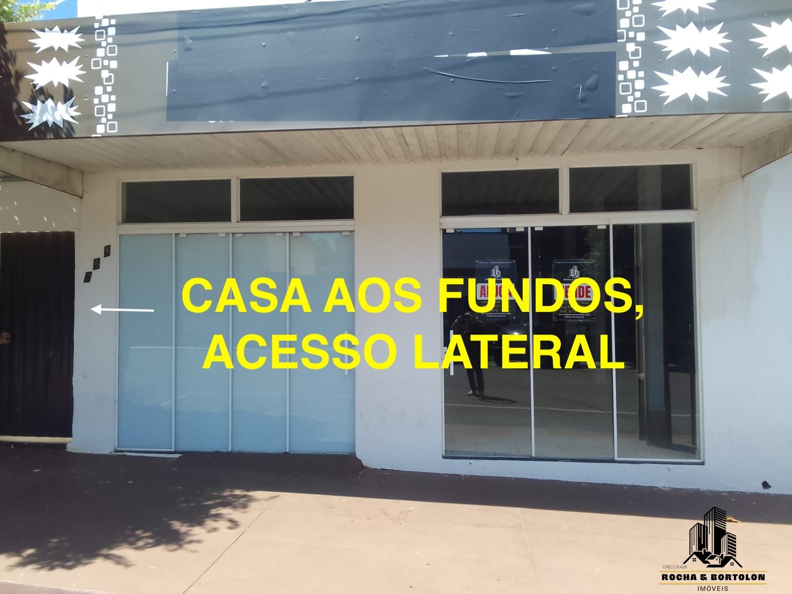 Casa para alugar com 2 quartos, 195m² - Foto 1