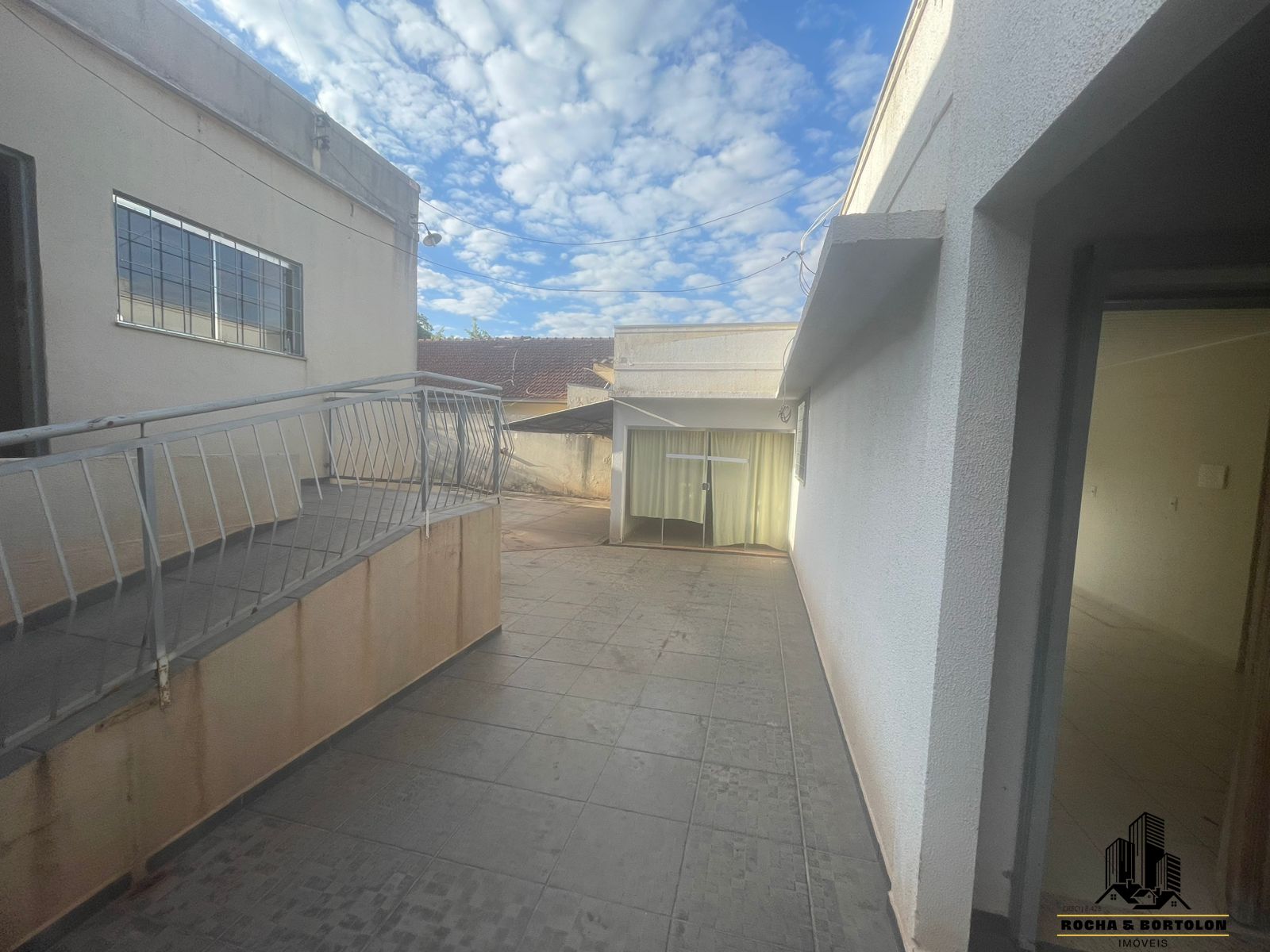 Casa à venda com 5 quartos, 350m² - Foto 7