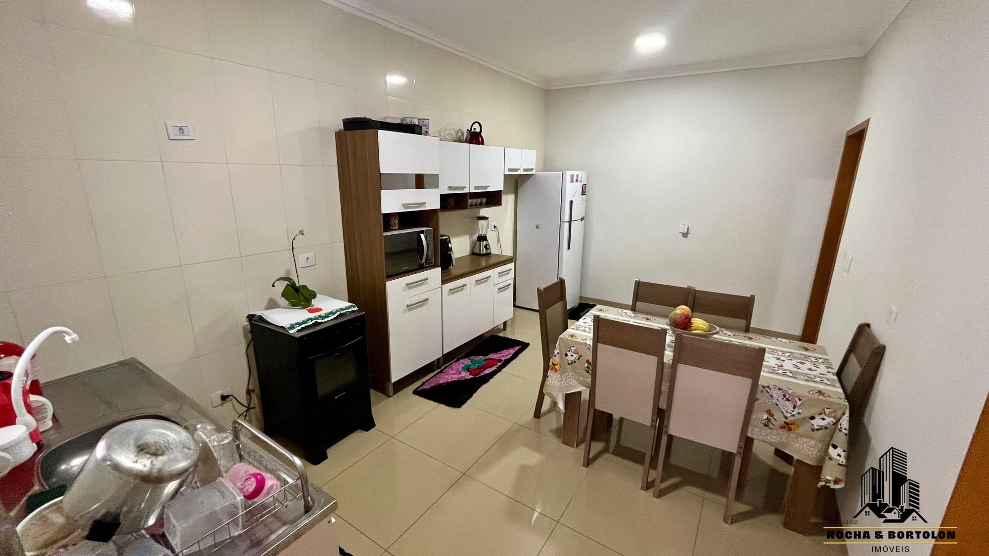 Casa à venda com 3 quartos, 110m² - Foto 4