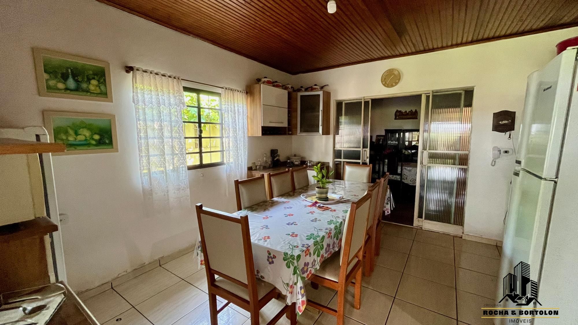 Casa à venda com 3 quartos, 200m² - Foto 12