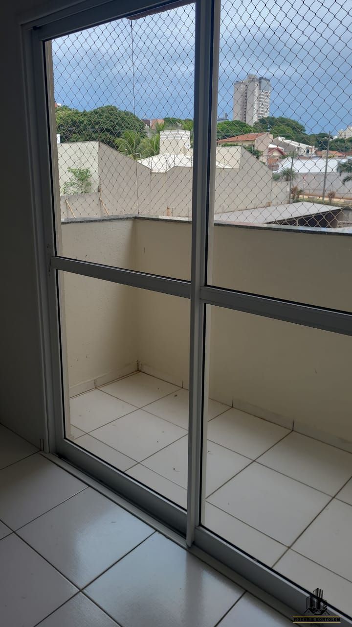 Apartamento para alugar com 3 quartos, 119m² - Foto 10