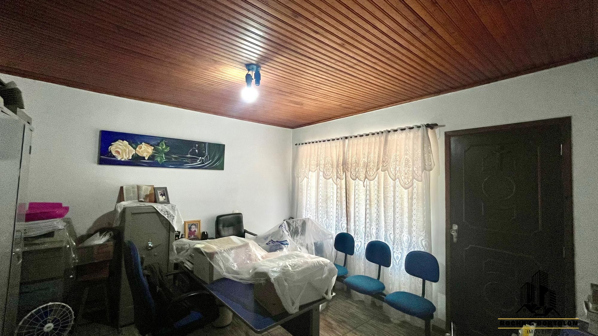 Casa à venda com 3 quartos, 200m² - Foto 4