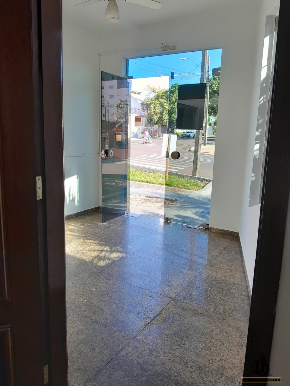Prédio Inteiro à venda com 3 quartos, 100m² - Foto 3