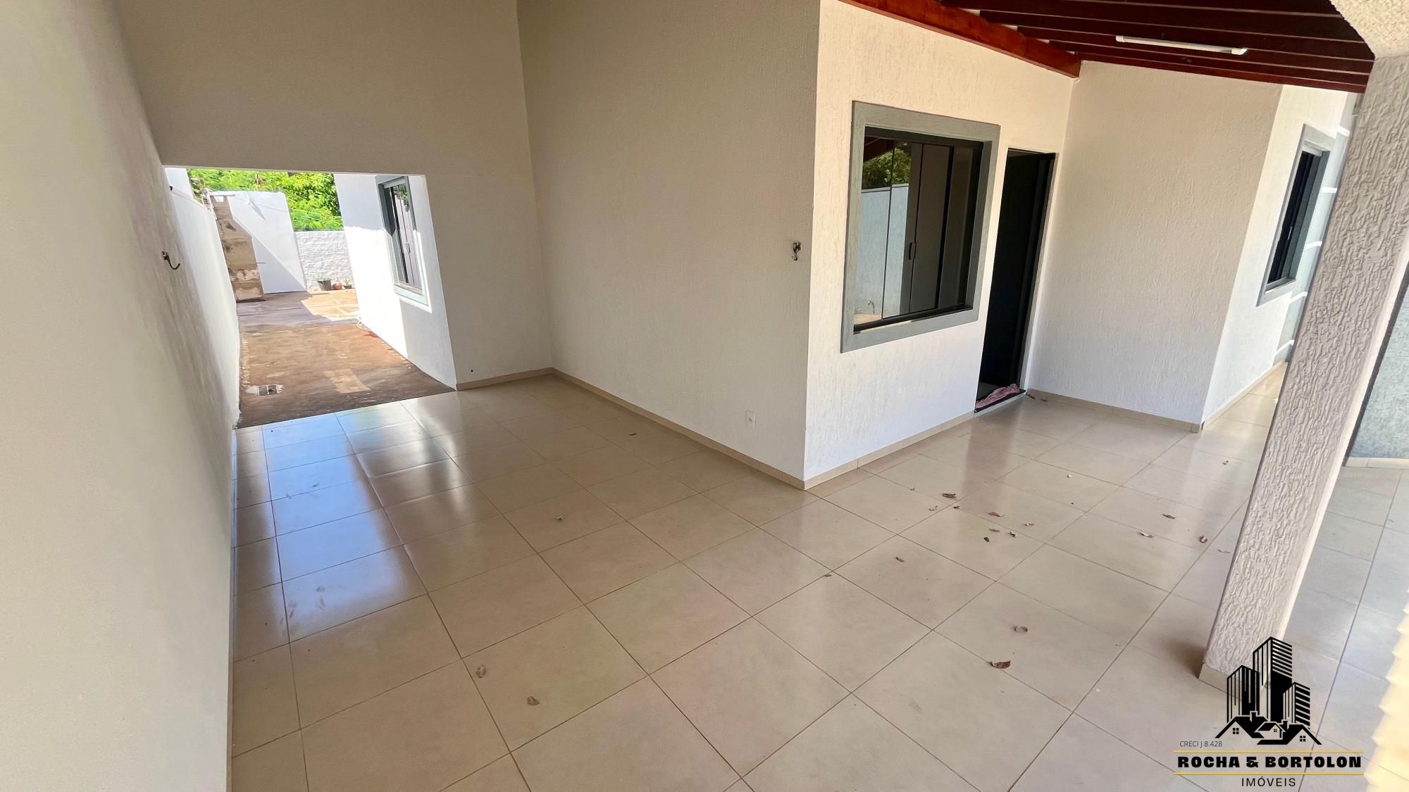 Casa à venda com 2 quartos, 104m² - Foto 2