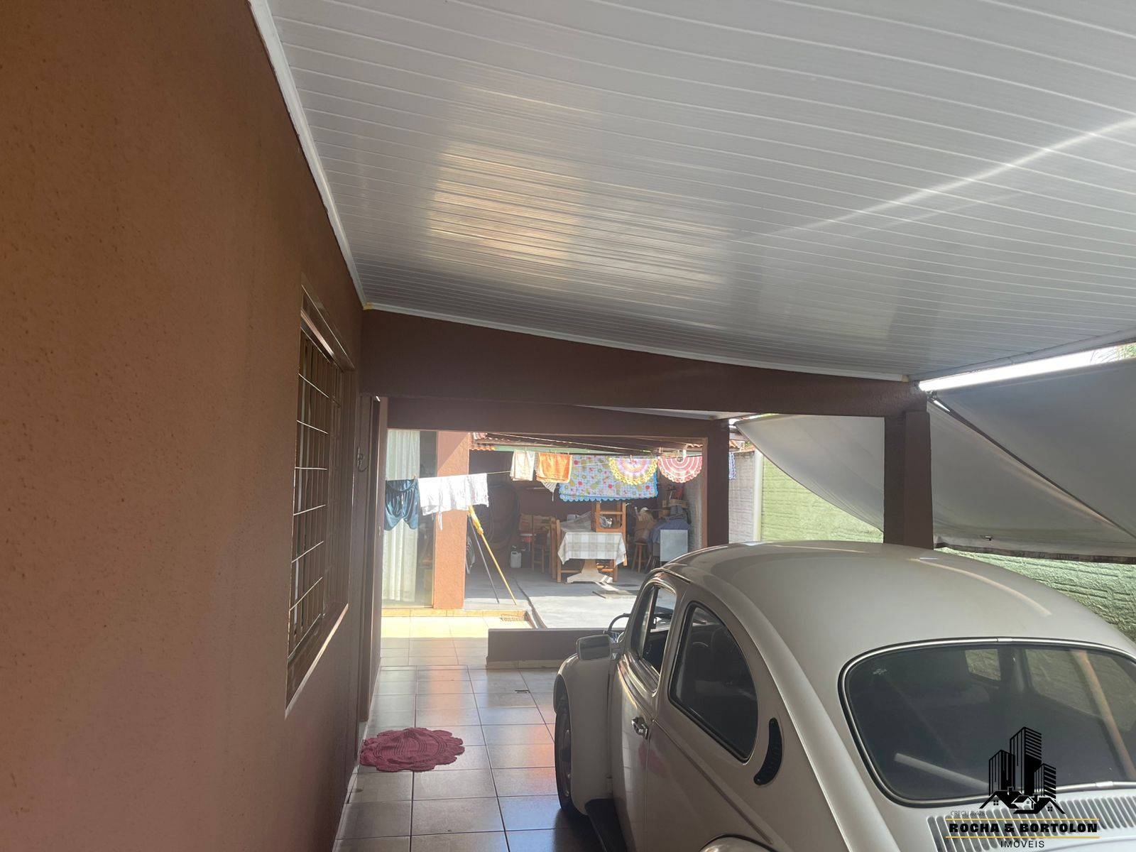 Casa à venda e aluguel com 2 quartos, 220m² - Foto 2