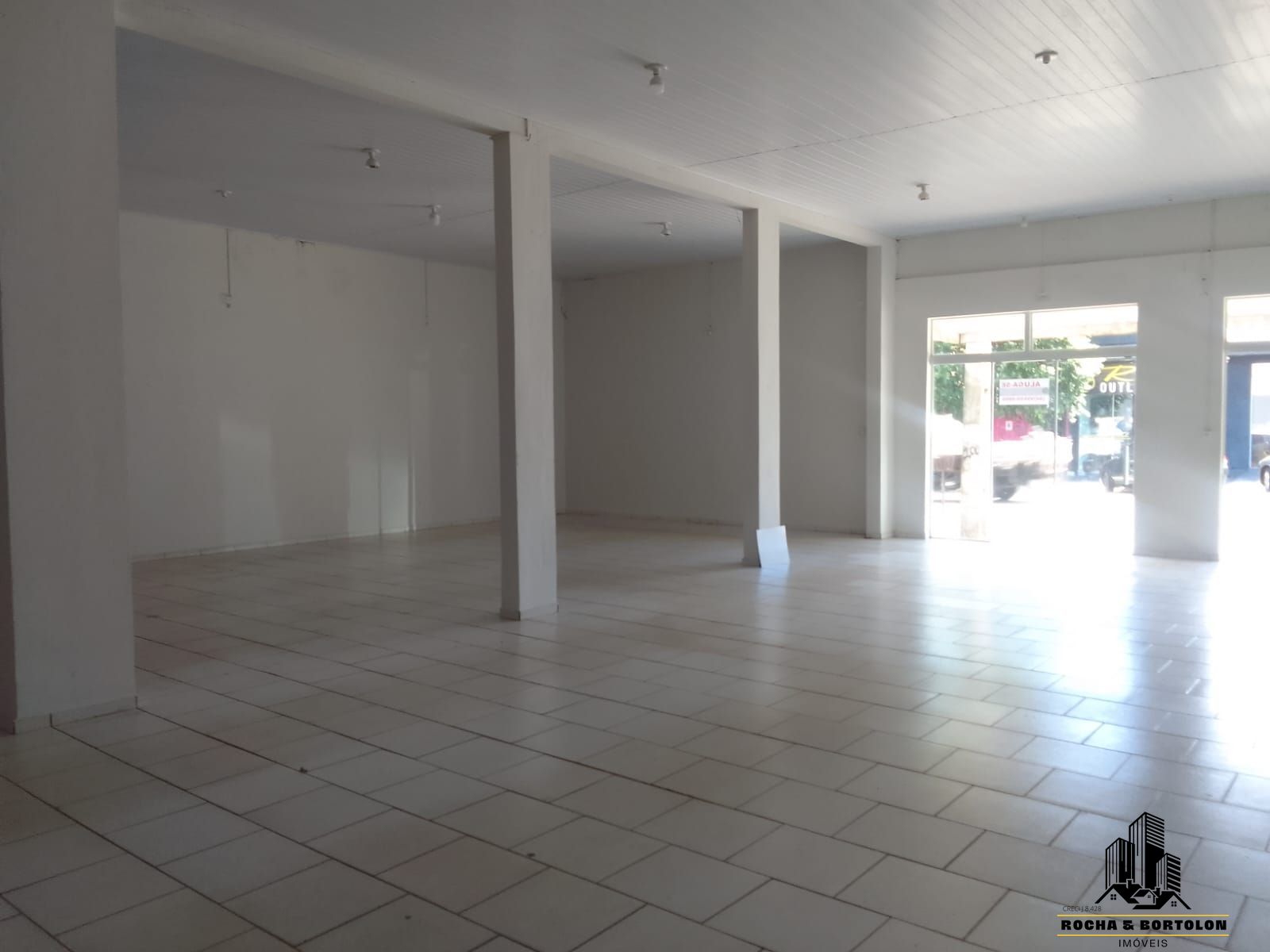 Conjunto Comercial-Sala à venda e aluguel com 1 quarto, 487m² - Foto 3