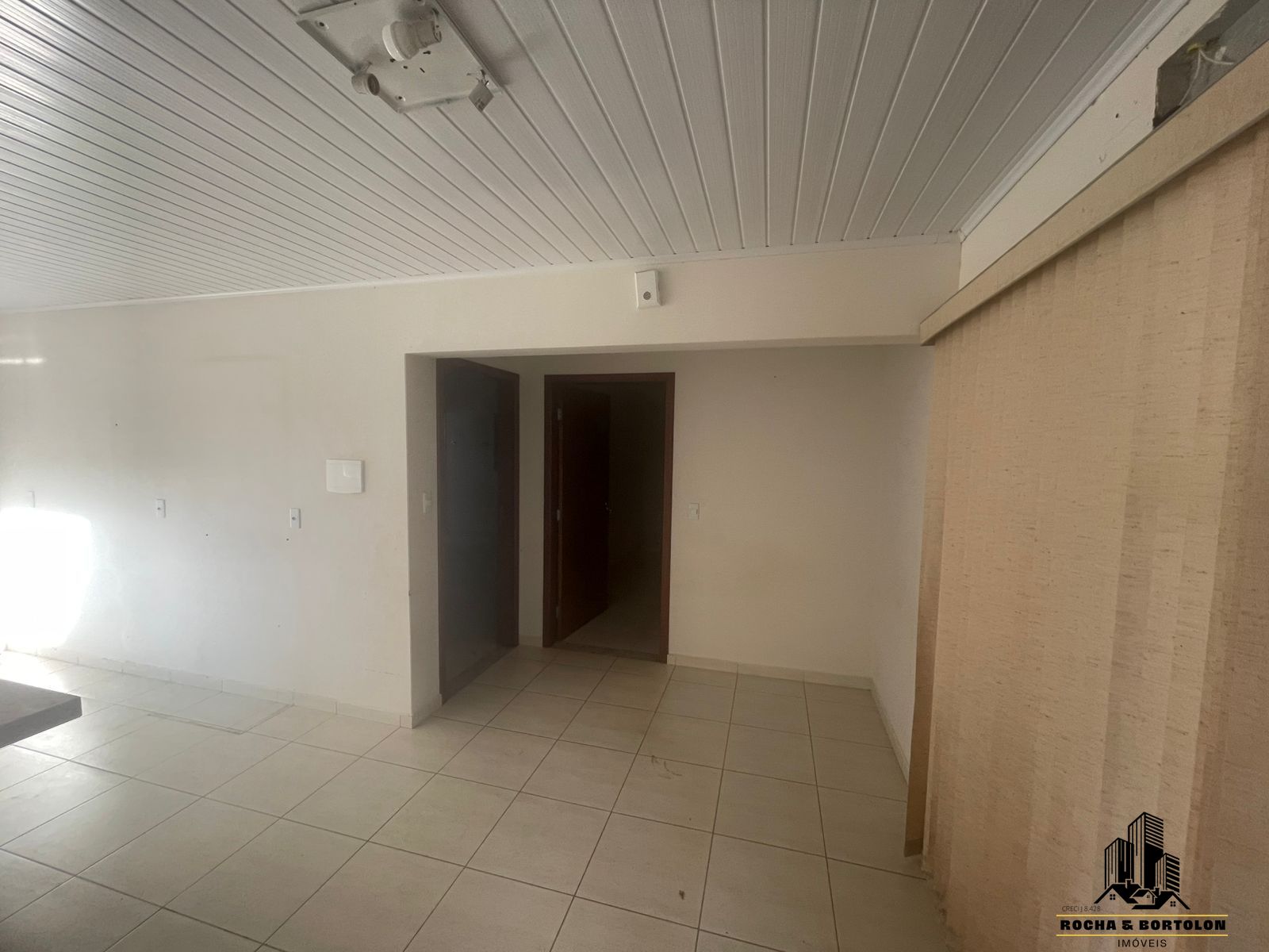 Casa à venda com 5 quartos, 350m² - Foto 9