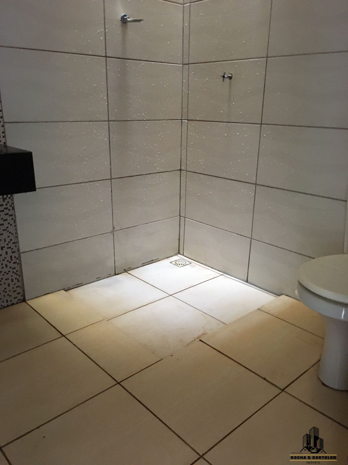 Casa à venda e aluguel com 2 quartos, 125m² - Foto 12