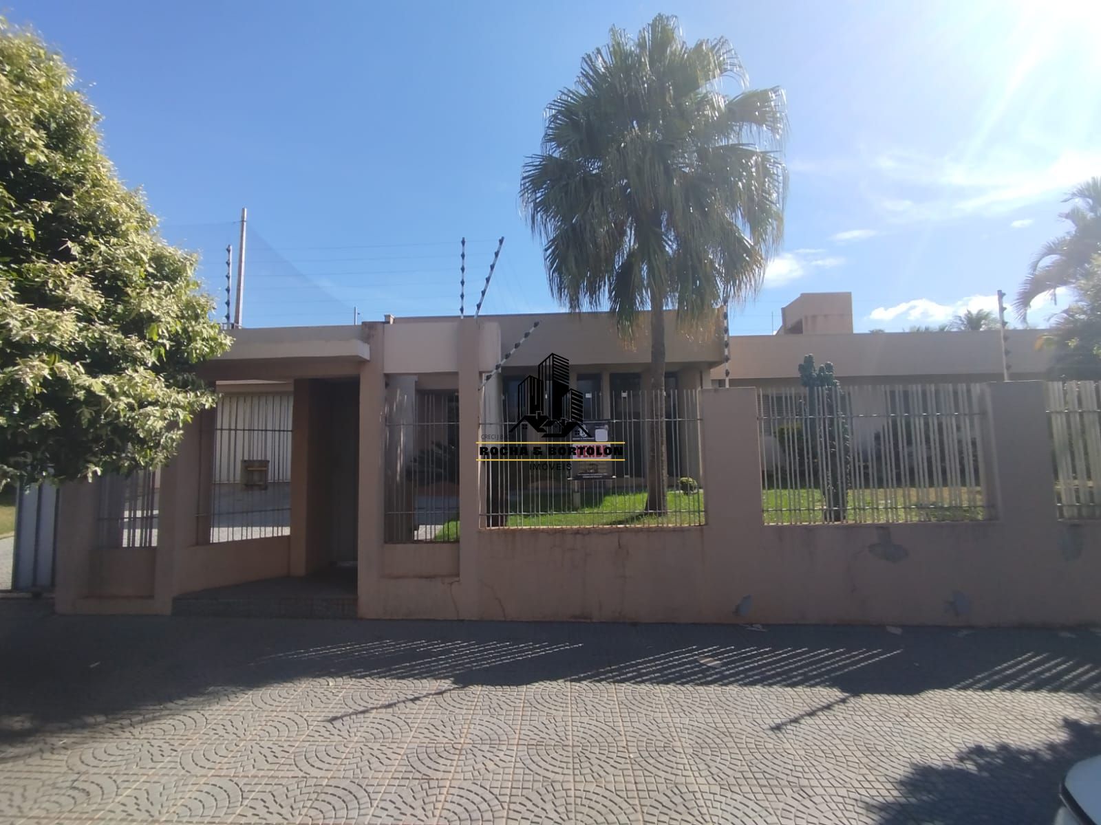 Casa, 4 quartos, 490 m² - Foto 1