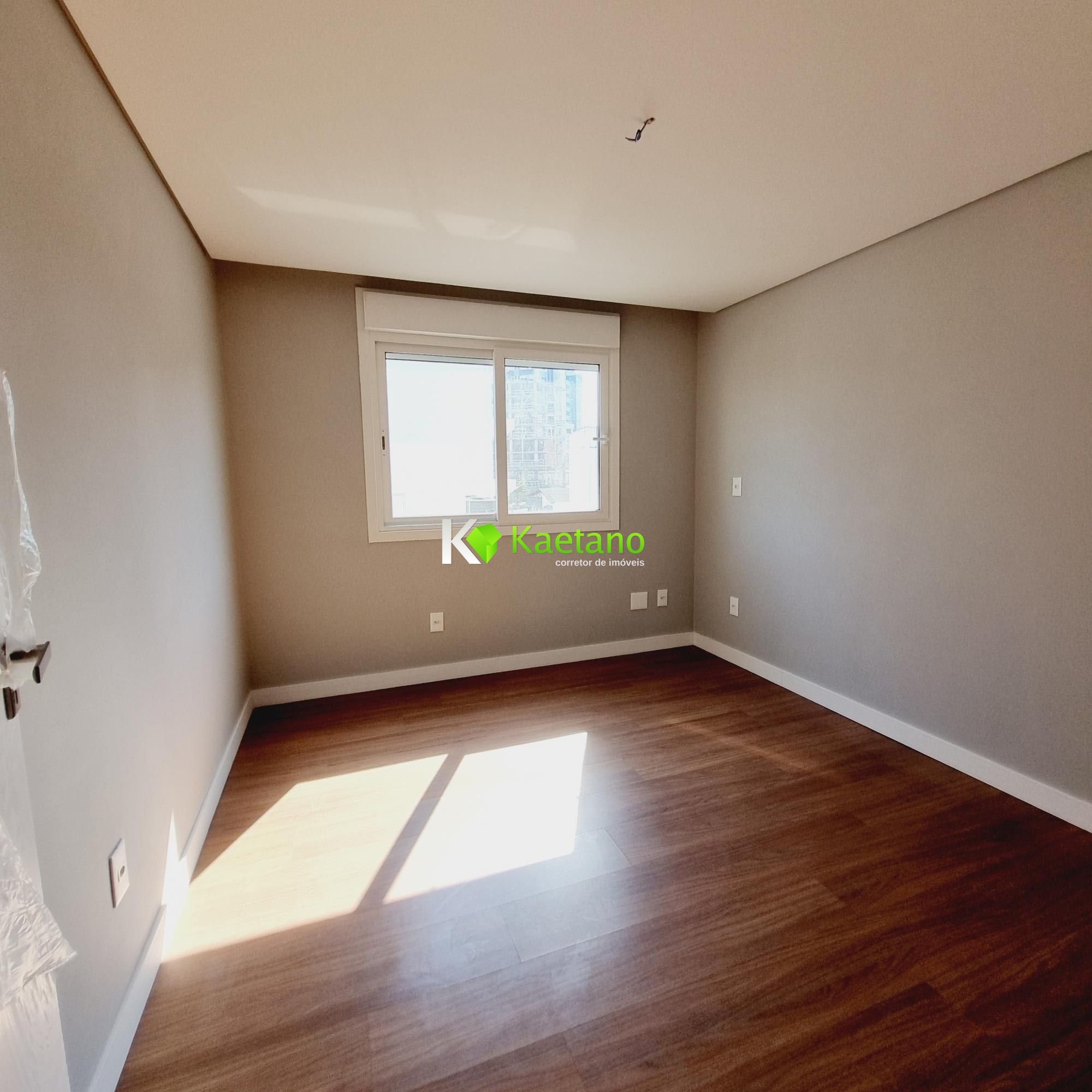 Apartamento à venda com 3 quartos, 155m² - Foto 23